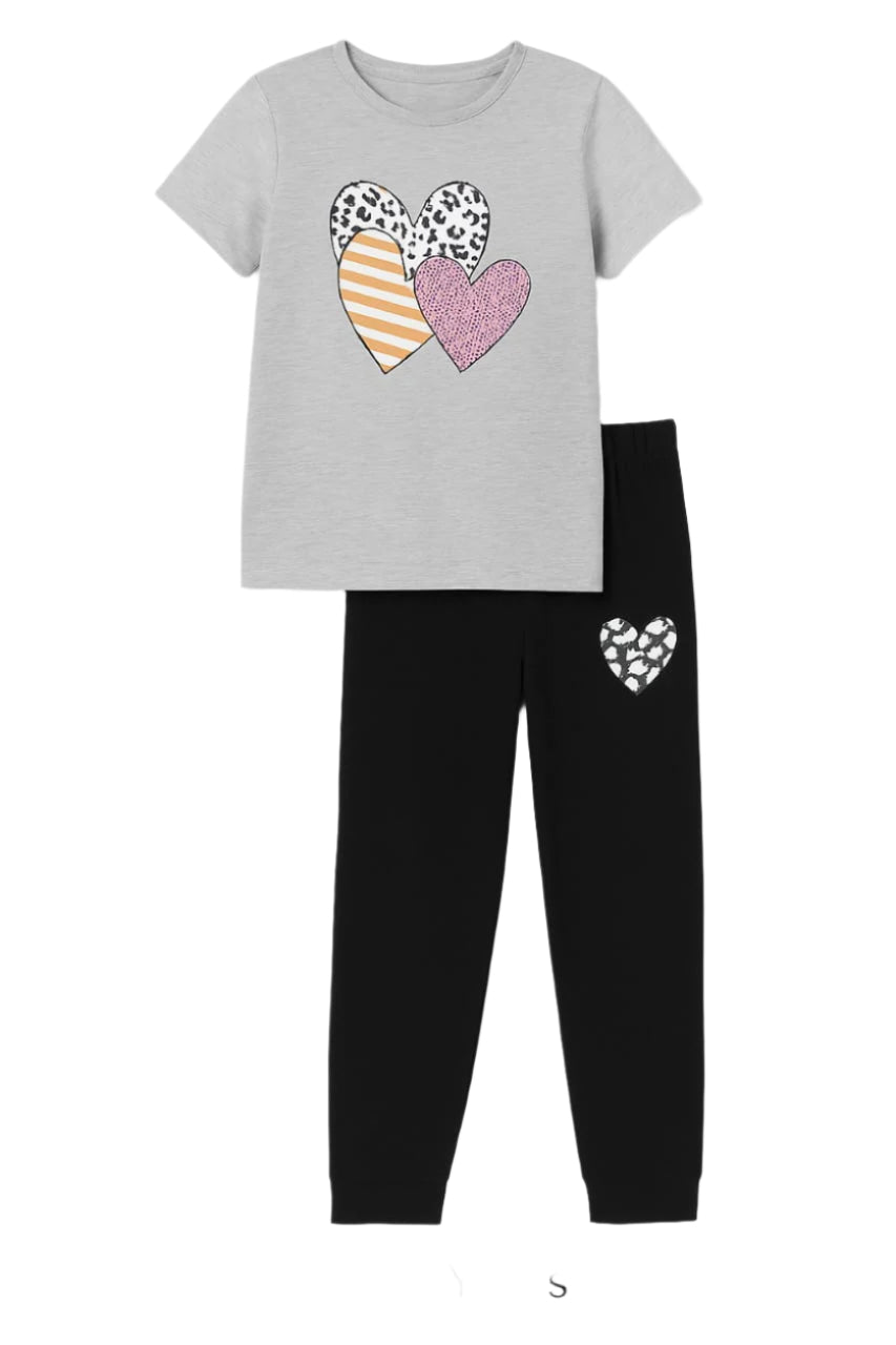 Chic Heart Patch Coord Set – Grey & Black Girls' Outfit with Printed Heart Accents